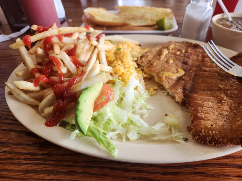 El Pueblo food